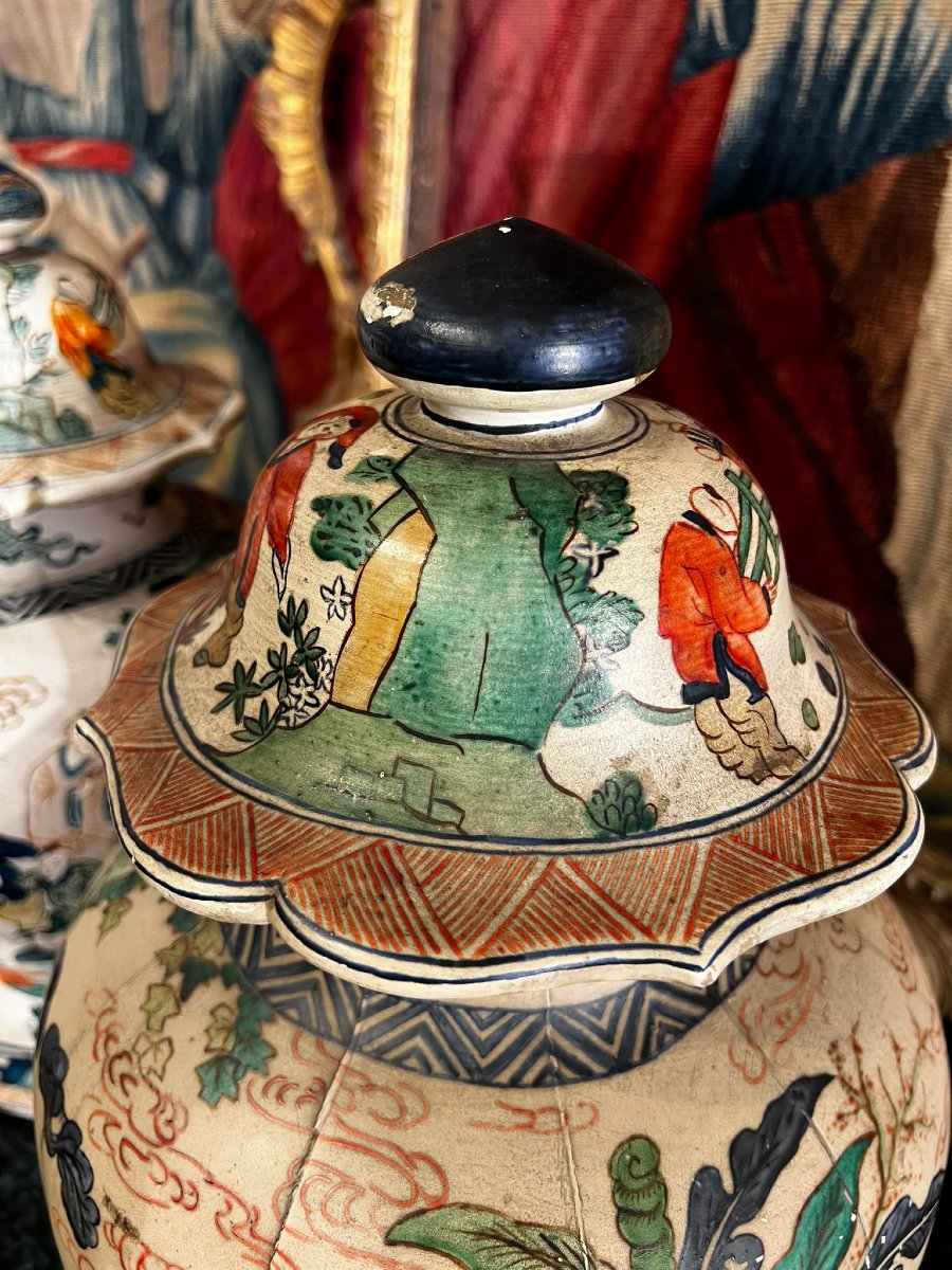 Pair Of Chinese Vases-photo-5