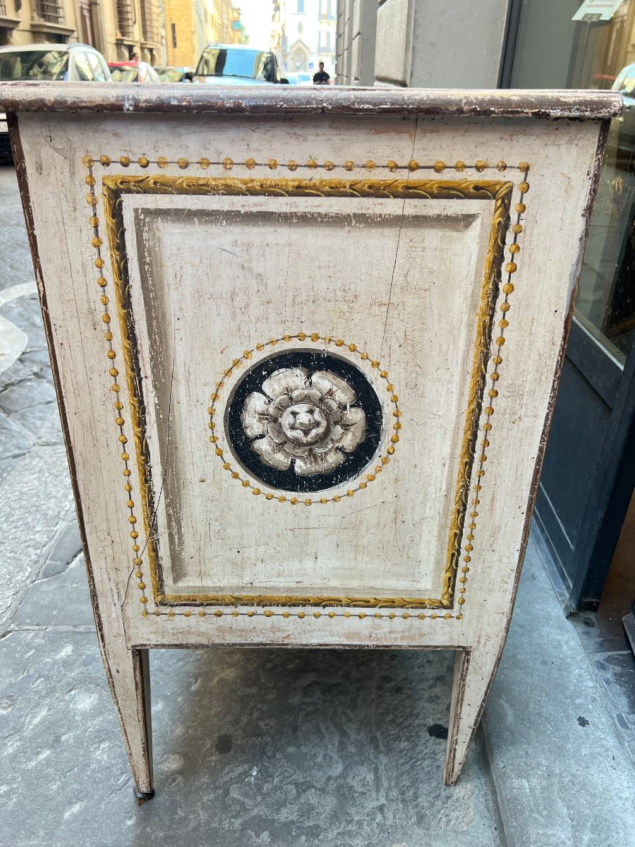 18th-century Lacquered Chest Of Drawers-photo-4