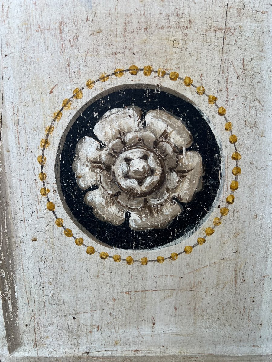 18th-century Lacquered Chest Of Drawers-photo-1