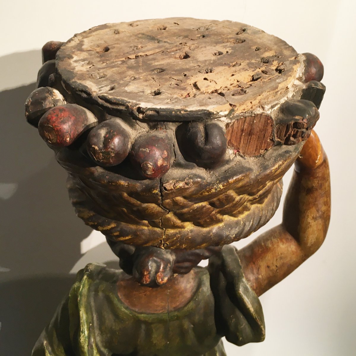 18th Century Italian Sculpture In Polychrome Wood Depicting A Female Figure-photo-4