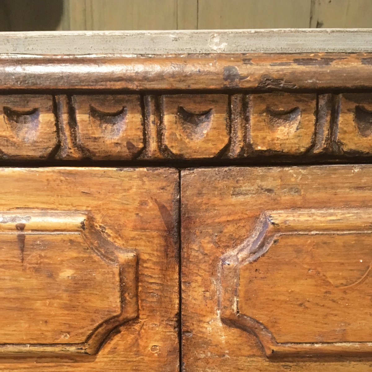 17th Century Italian Double Body Cabinet In Walnut Wood-photo-2