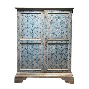 Cabinet With Two Doors