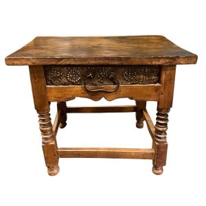 Table rustique en bois massif avec tiroir