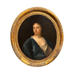 Oil Painting Of A Noblewoman