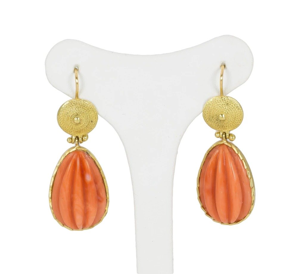 Earrings 18k Gold And Coral
