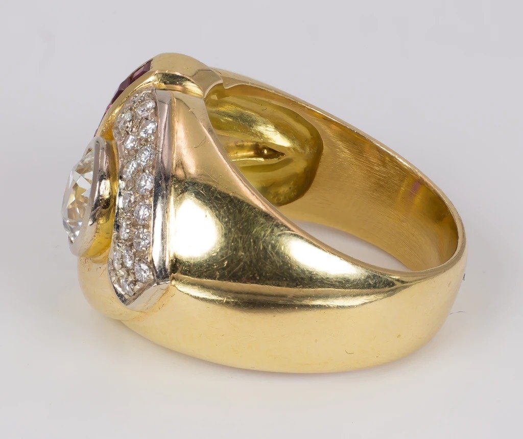 18k Gold Ring With Central (1ct) And Side (0.15ct) Diamond, Paved Diamonds And Rubies,-photo-1