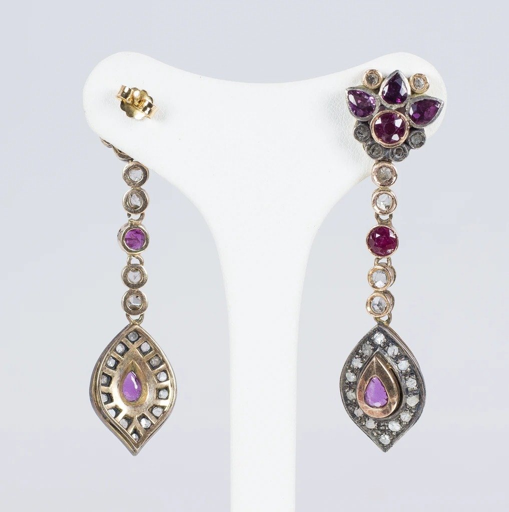 Old Style Earrings In 14k Gold With Rubies And Diamonds-photo-3