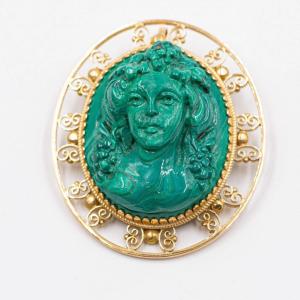 Vintage 18k Yellow Gold Pendant/brooch With Malachite Cameo, 60s