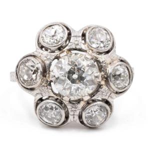 Antique Platinum Flower Ring With Central Diamond (1ct) And Diamond Surround (1,20ct)