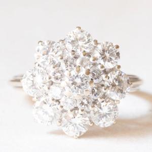 Vintage 18k White Gold Daisy Ring With Brilliant Cut Diamonds (approx. 2.60ctw)