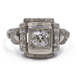 Antique Art Deco Ring In Platinum With Diamond 0.70 Ct