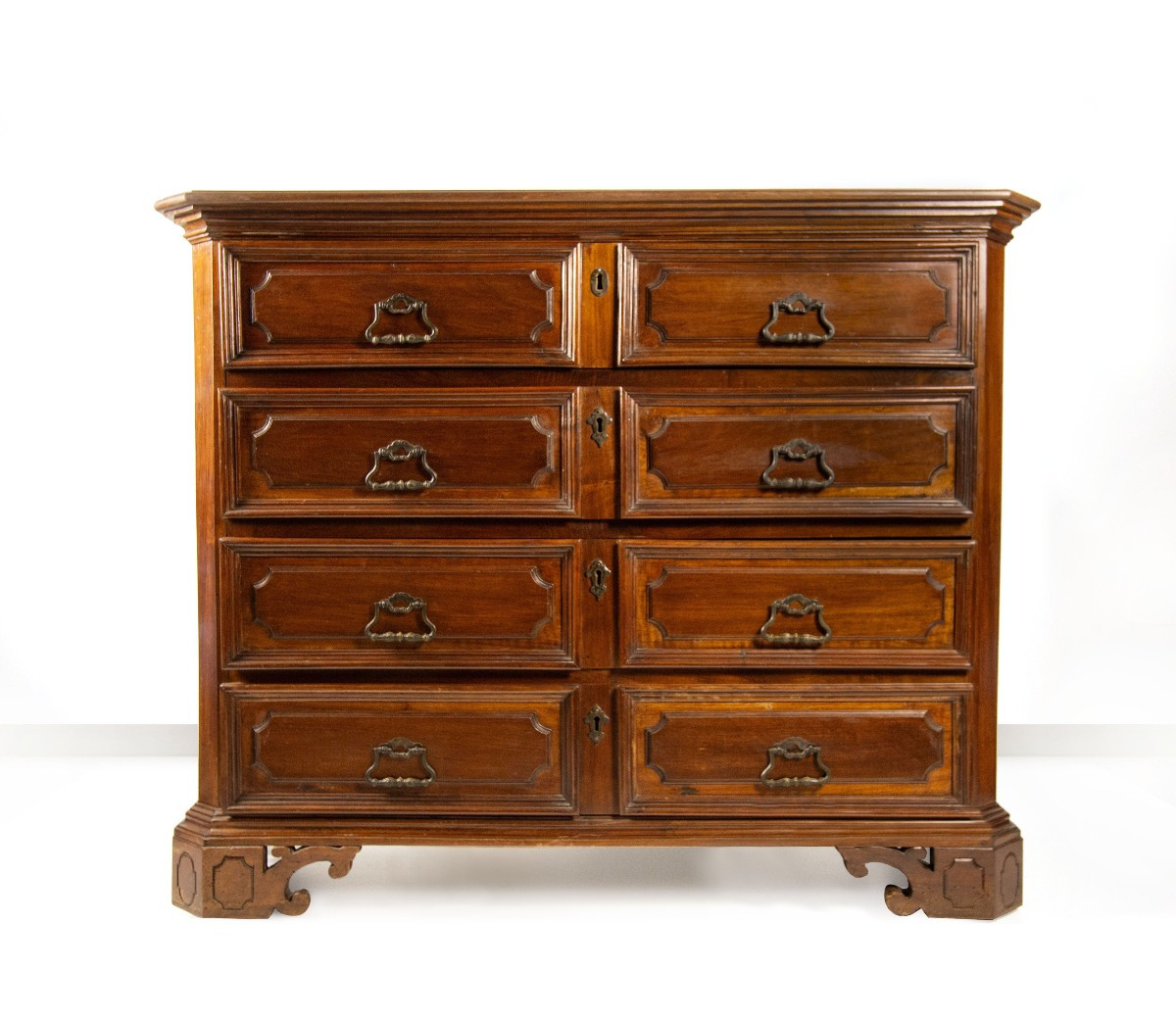 Walnut Chest Of Drawers, Lombardy, Early 18th Century