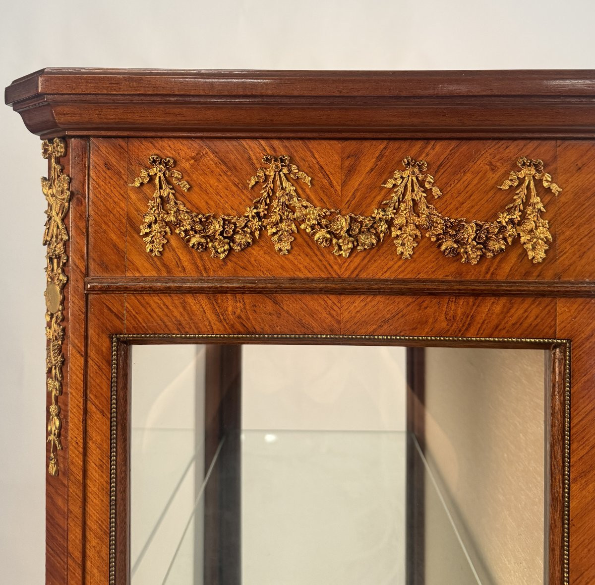 Showcase Veneered In Bois De Rose, France, Late 19th - Early 20th Century-photo-3