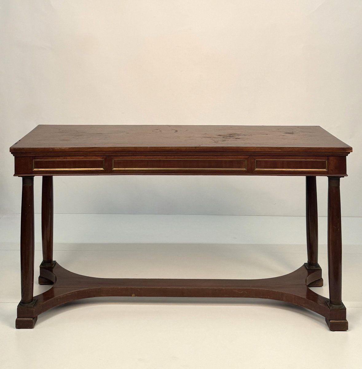 Bureau de milieu en acajou, XXème siècle-photo-2