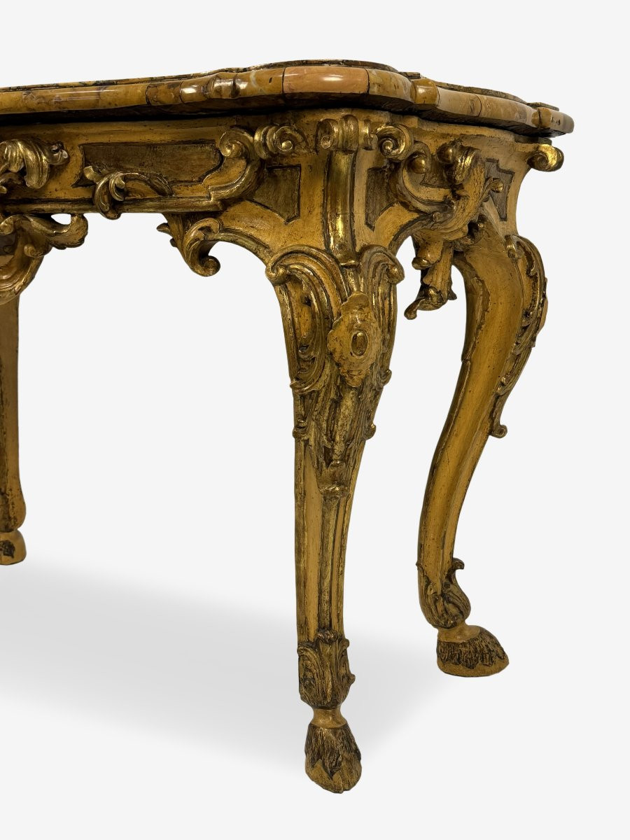 Console en bois sculpté, laqué et doré, XVIIIe siècle-photo-3