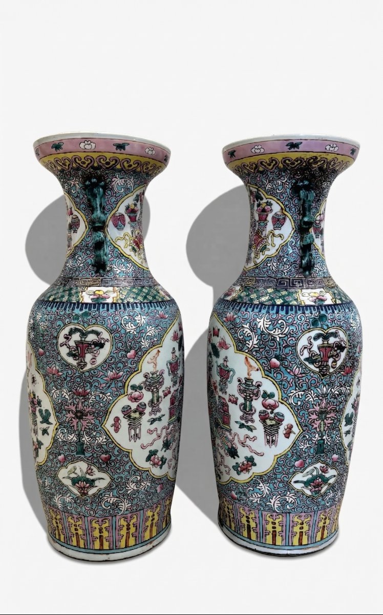 Paire de vases en porcelaine polychrome, Chine, XIXe siècle-photo-2