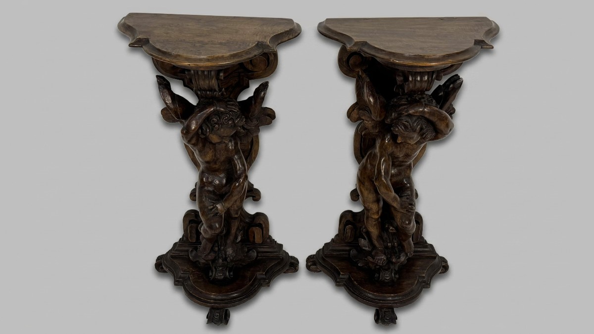 Pair Of Walnut Gueridons, 17th Century-photo-2