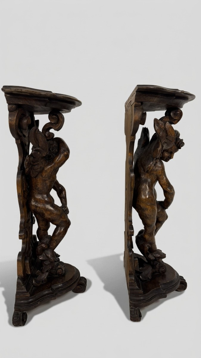 Pair Of Walnut Gueridons, 17th Century-photo-3