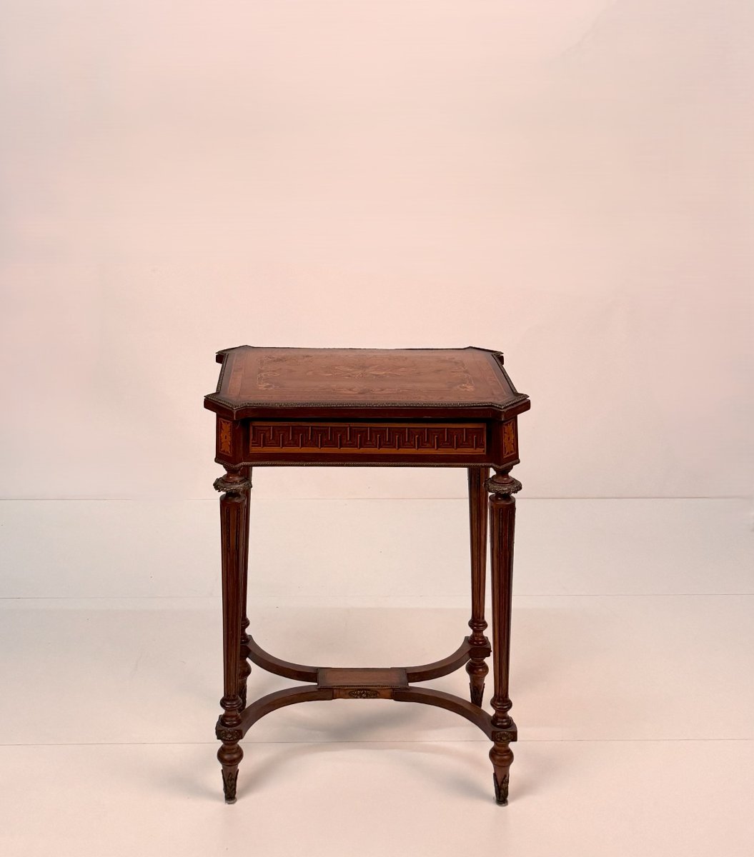 Petite coiffeuse en marqueterie de différents bois, de style Napoléon III, époque XIXème-photo-4