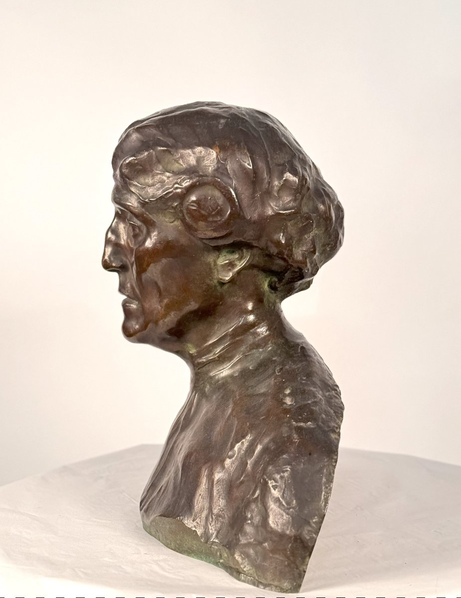 Anonyme du début du 20ème siècle, "Buste de femme âgée"-photo-2
