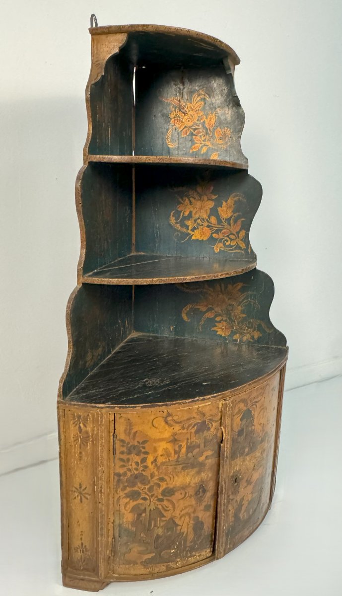 Wall-mounted Corner Cabinet, Piedmont, 18th Century