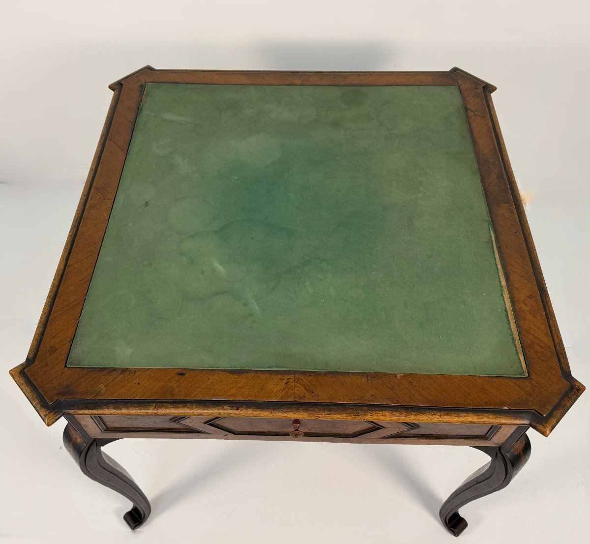 Table à jeu en placage de noyer, XIXe siècle-photo-2