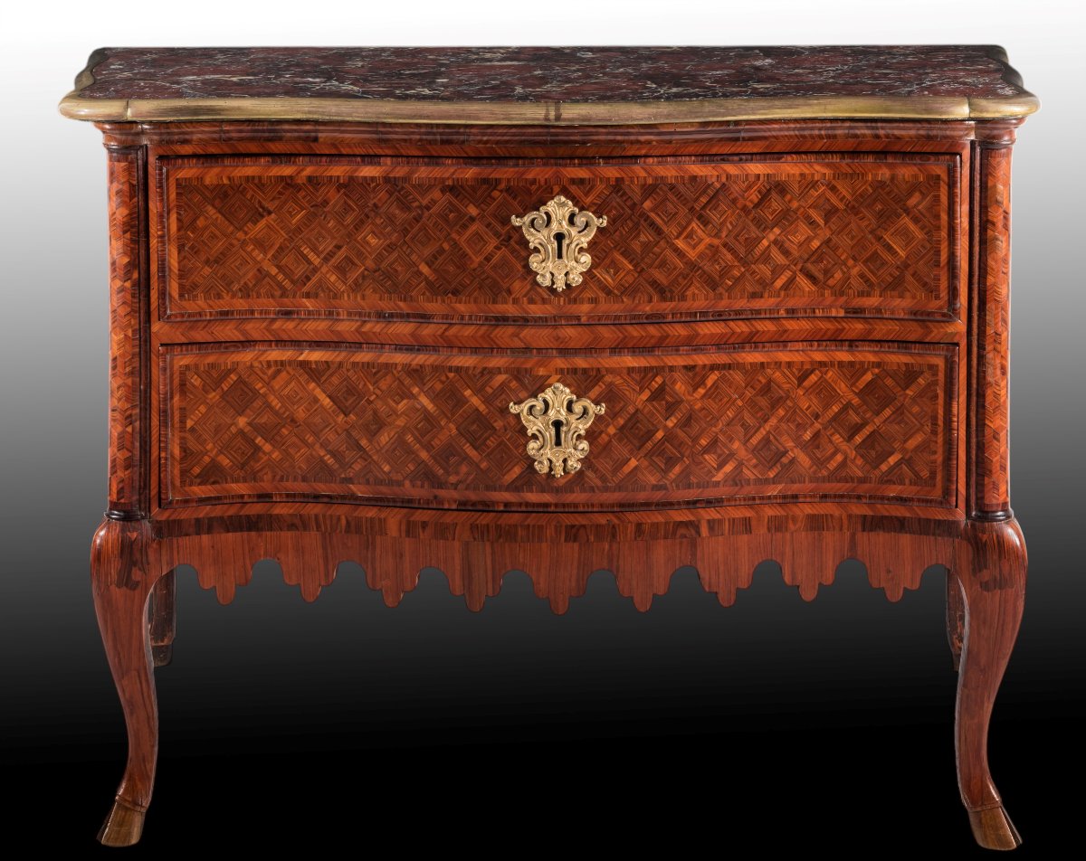 Commode marquetée en bois divers, Rome, troisième quart du XVIIIe siècle