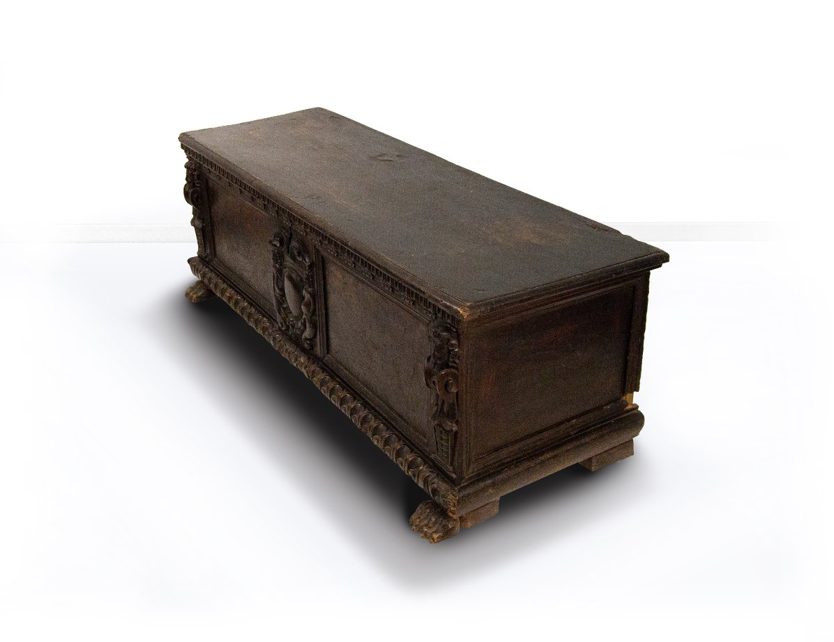 Walnut And Burl Chest, 17th Century-photo-2