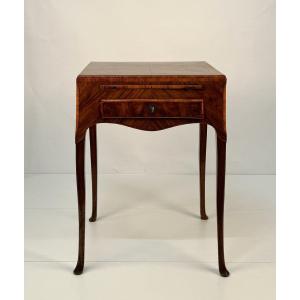 Tall Walnut-paneled Writing Desk, Veneto, Second Half Of The 18th Century