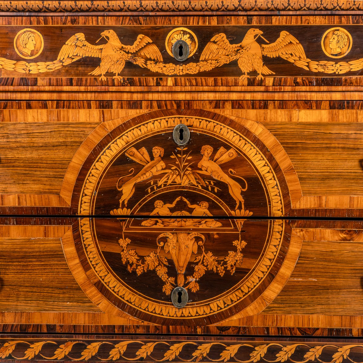 Extremely Rare Lombard Chest Of Drawers-photo-3