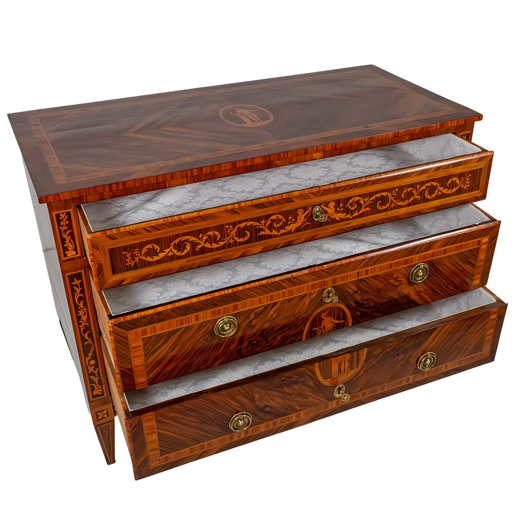 Lombard Chest Of Drawers-photo-2