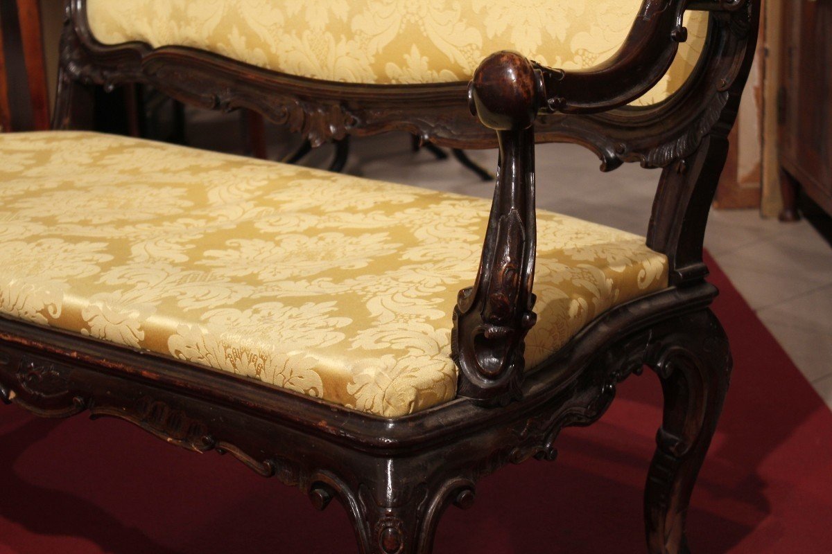 Canapé en noyer-photo-1