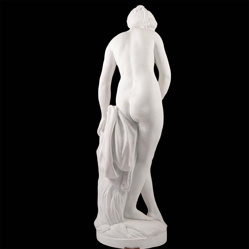 Biscuit Sculpture "falconet"-photo-1