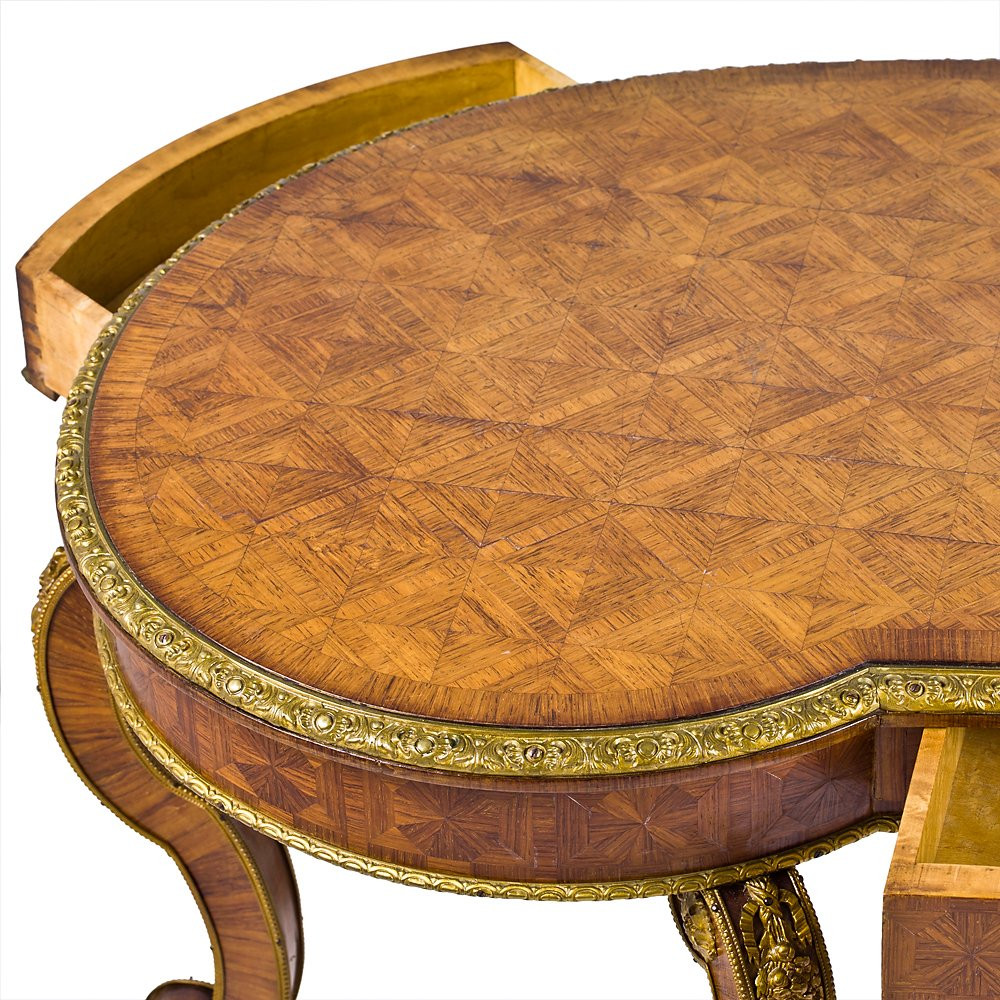 Bean-shaped Writing Desk-photo-3