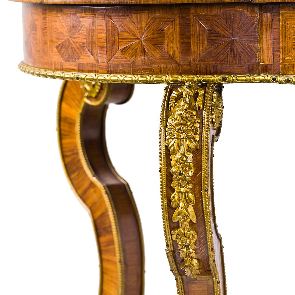 Bean-shaped Writing Desk-photo-4