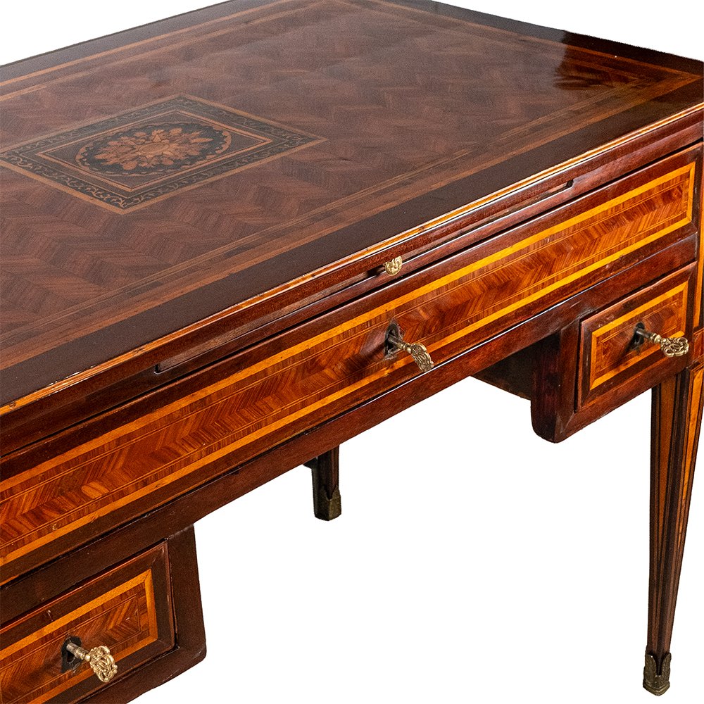 Louis XVI Desk-photo-2