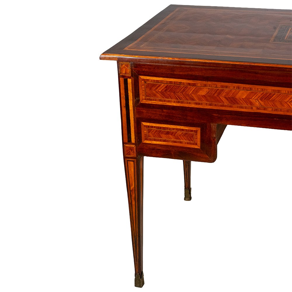 Louis XVI Desk-photo-1