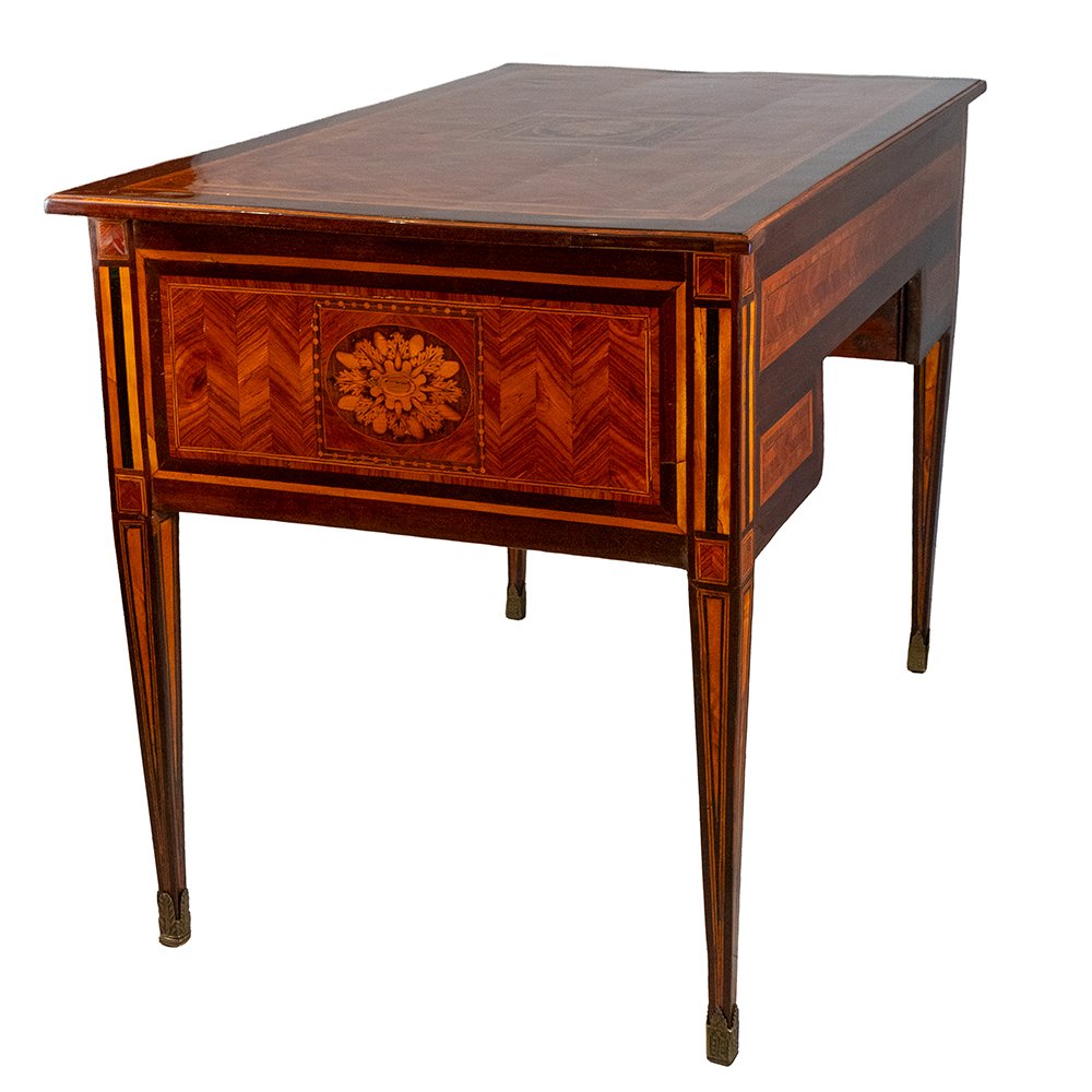 Louis XVI Desk-photo-2