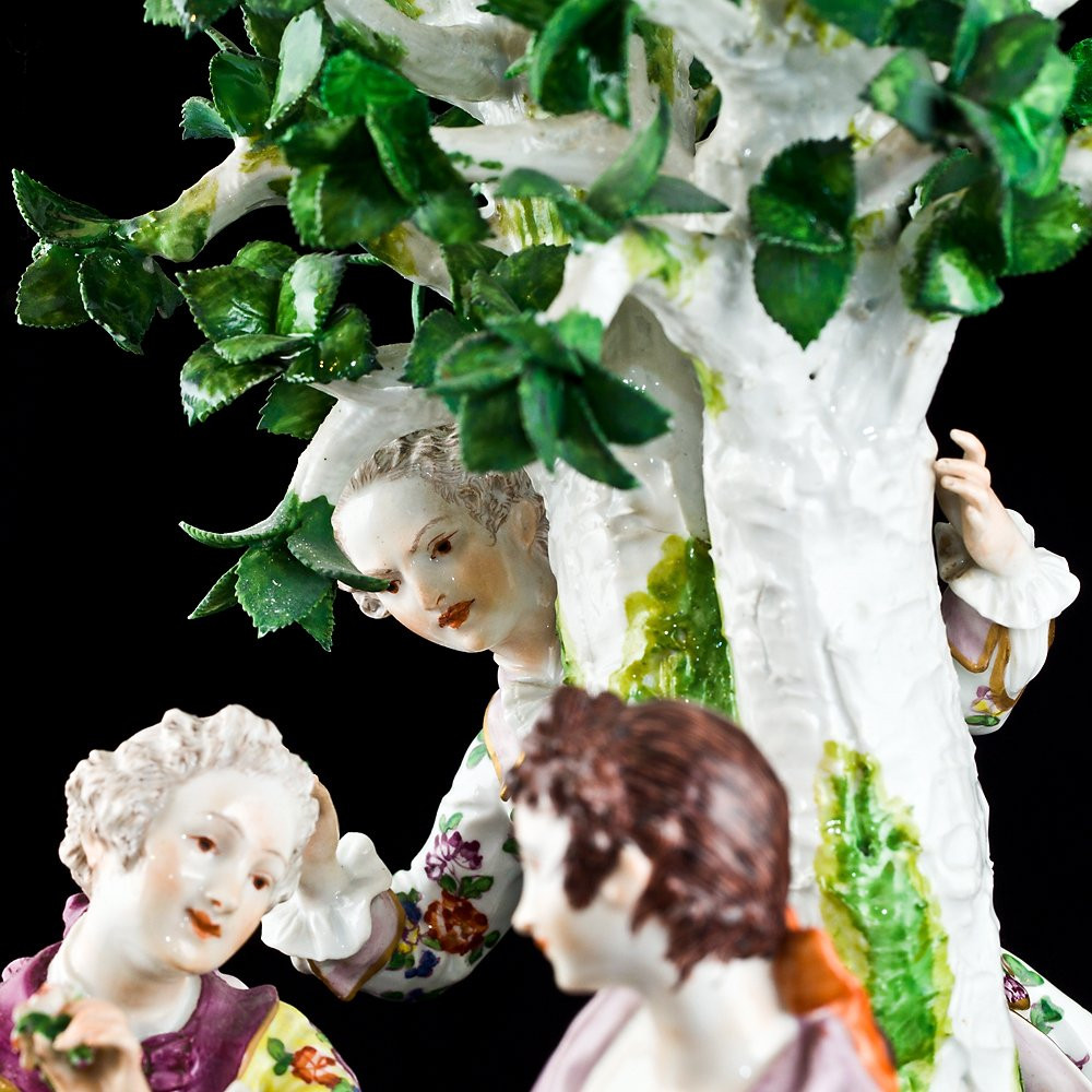 Porcelaine de Saxe, Dresde, à décor romantique, signée « Frankenthal »-photo-2