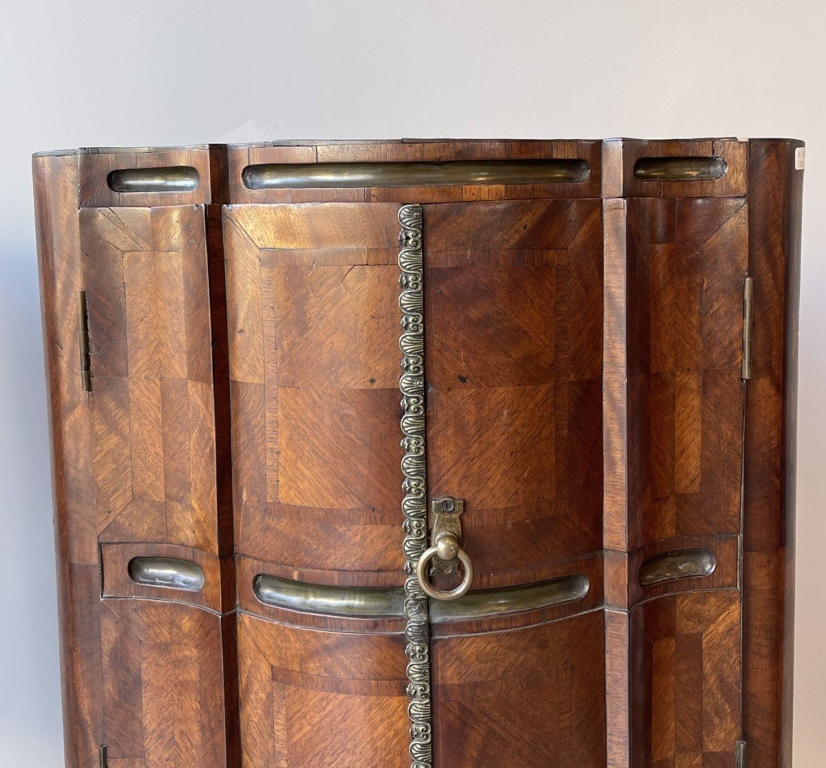 Paire de cabinets d'angle napolitains Louis XV-photo-2