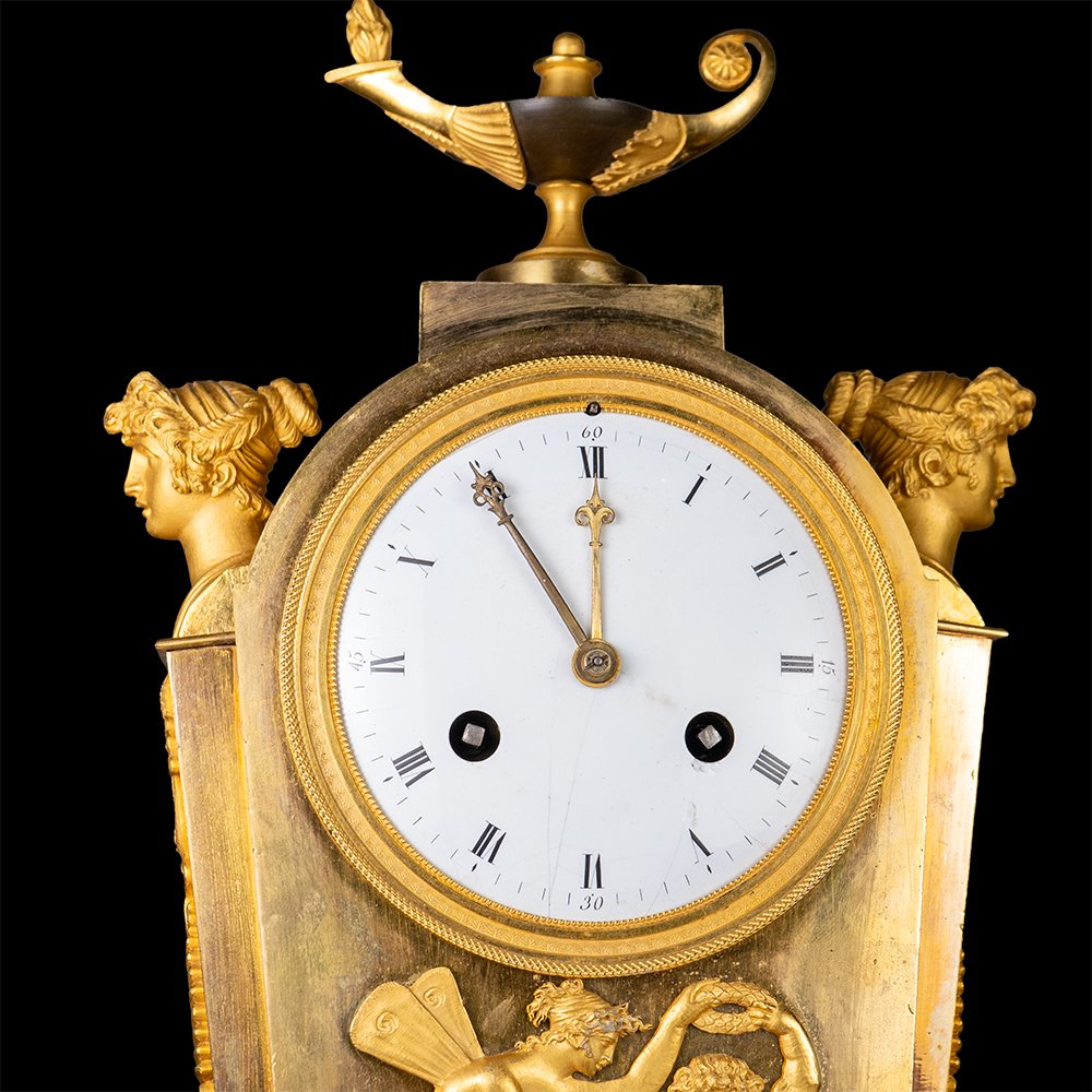 Chiseled And Gilded Bronze Clock-photo-1