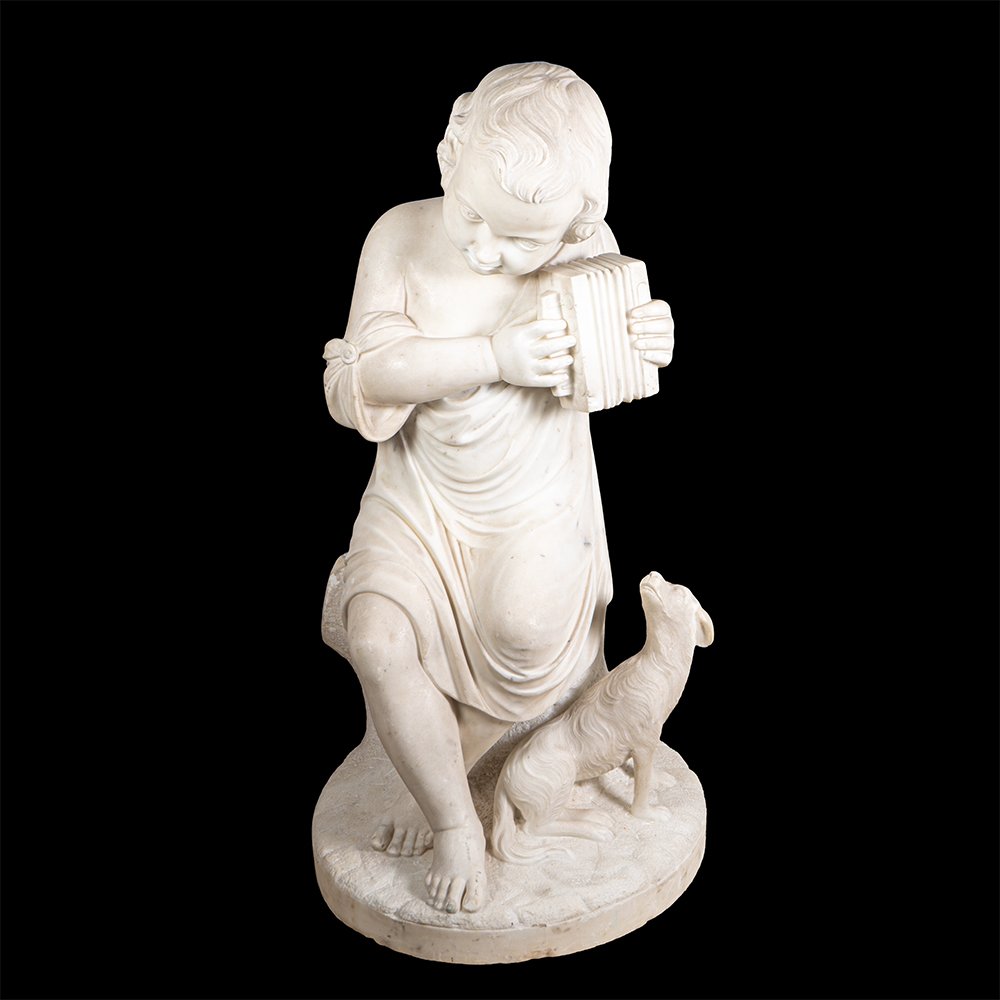 Sculpture en marbre représentant un garçon et son chien-photo-2