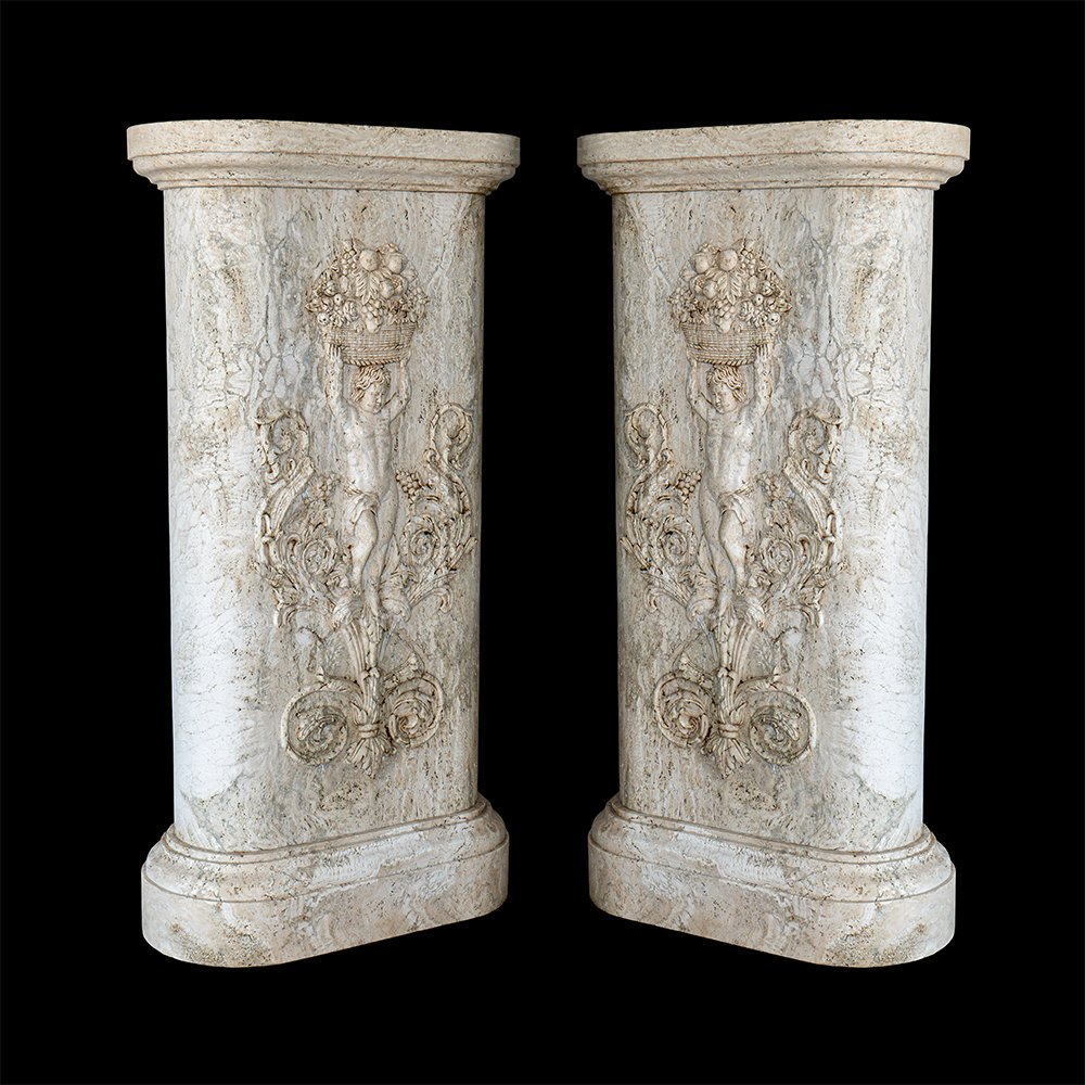 Paire de colonnes en marbre travertin