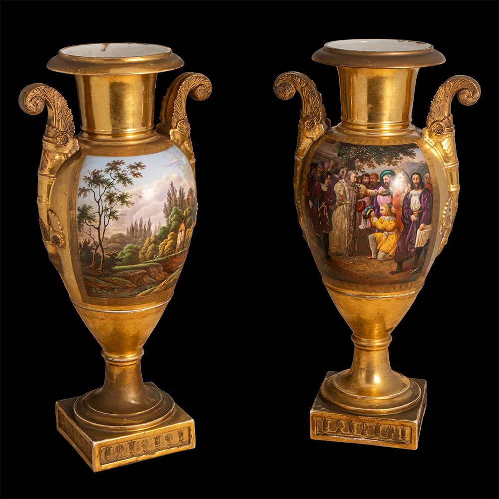 Paire de vases en porcelaine peinte et dorée-photo-2