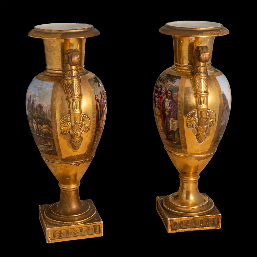 Paire de vases en porcelaine peinte et dorée-photo-2