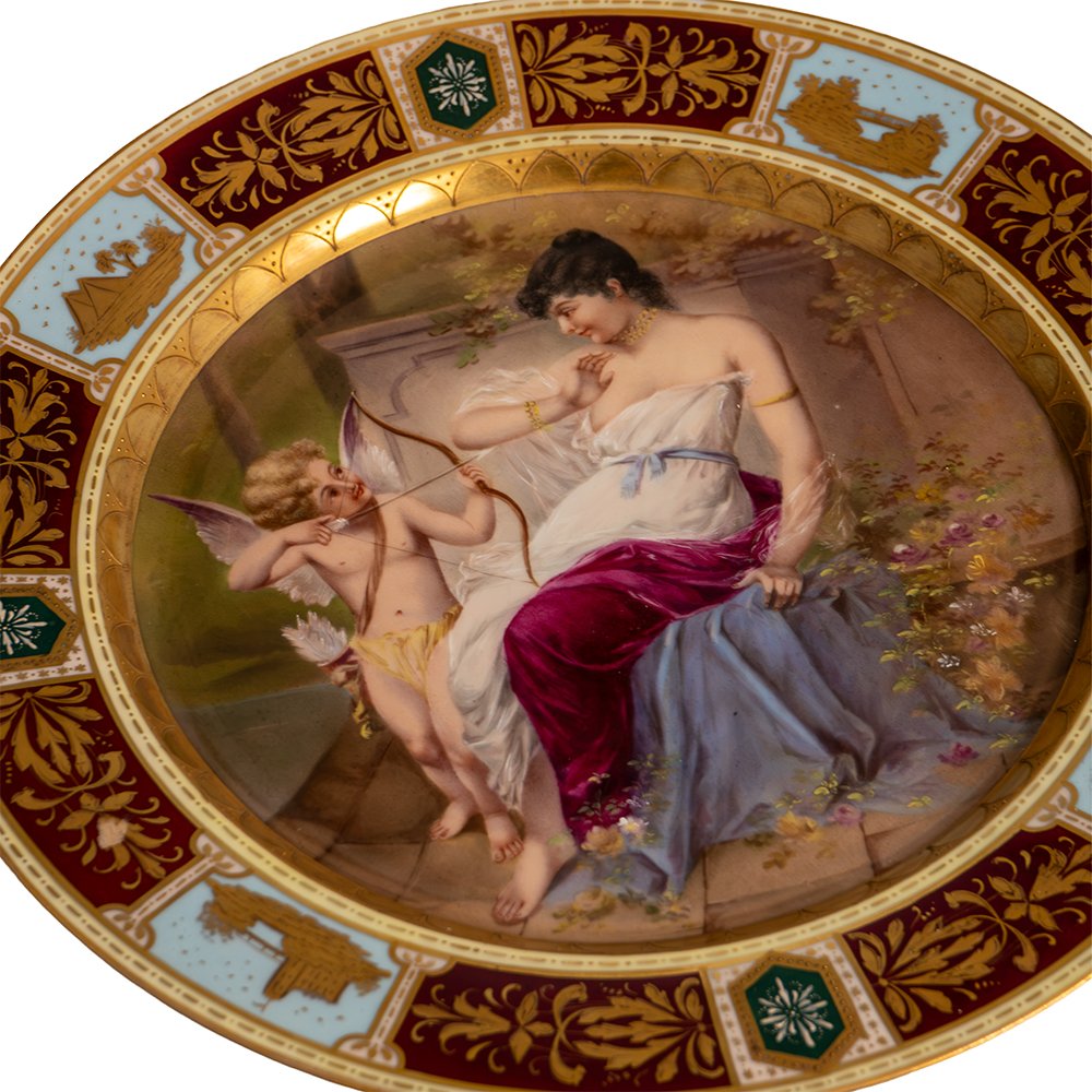 Assiette en porcelaine peinte-photo-1