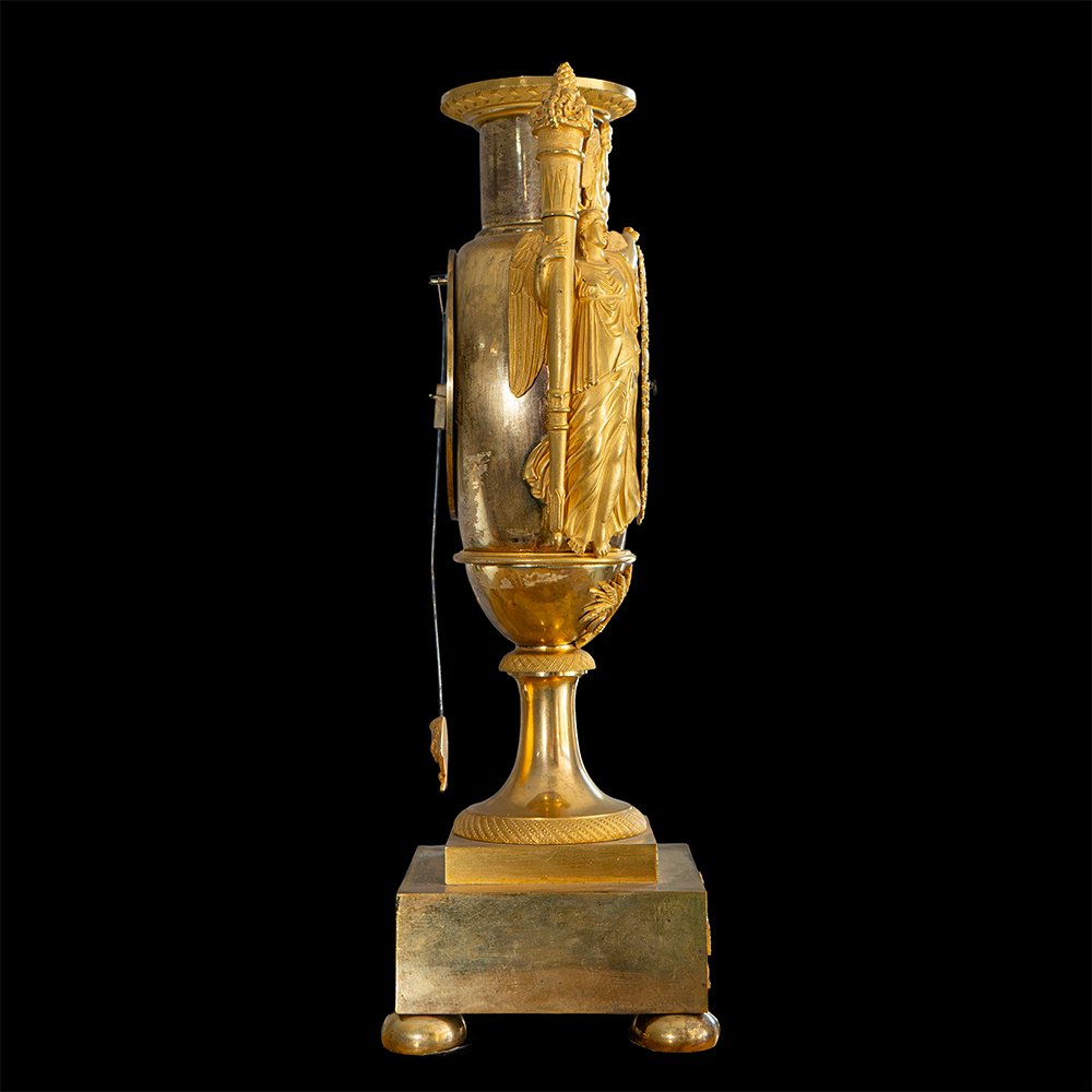 Pendule de table en bronze doré-photo-3