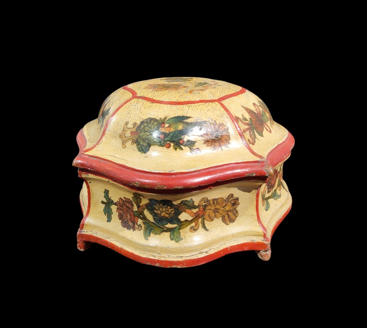 Antique Shaped And Lacquered Chest, Piedmont, Mid-18th Century-photo-2