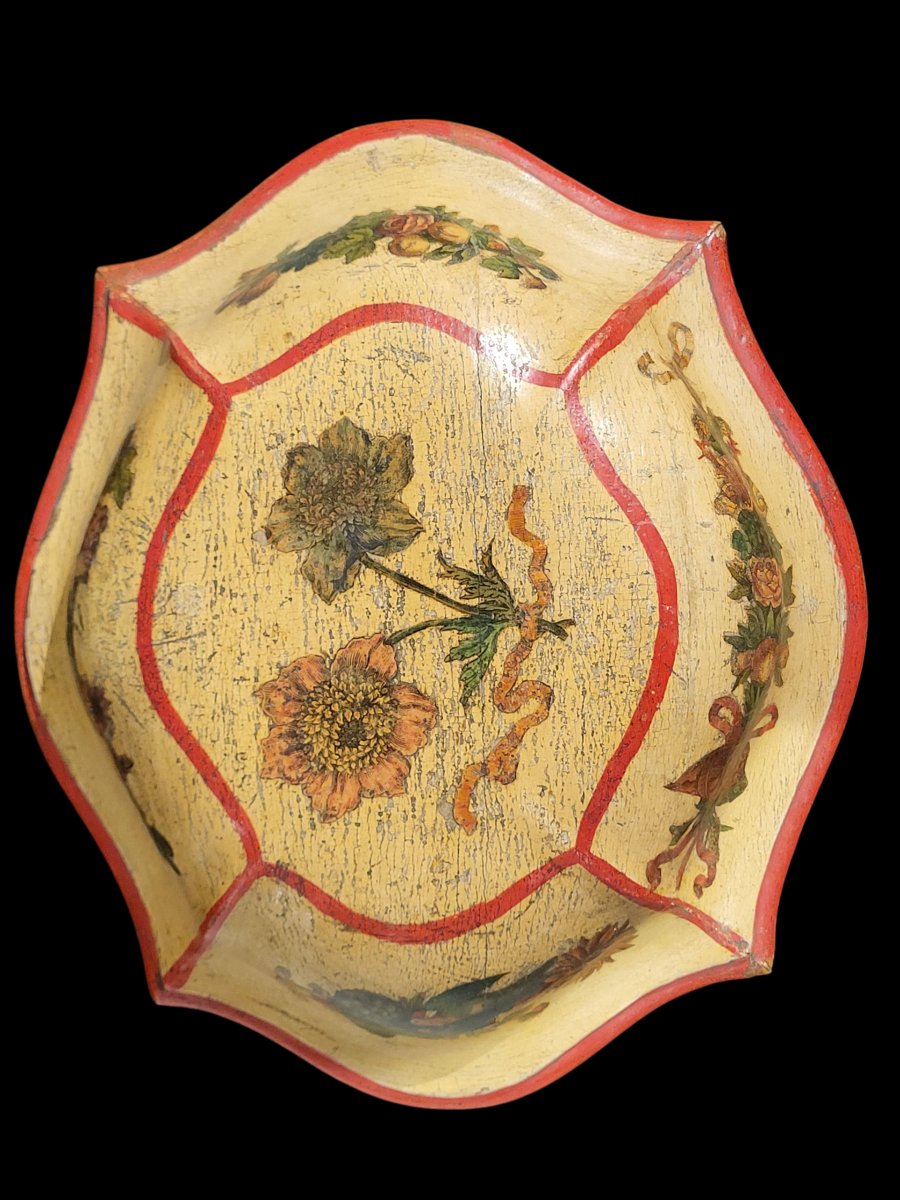 Antique Shaped And Lacquered Chest, Piedmont, Mid-18th Century-photo-3