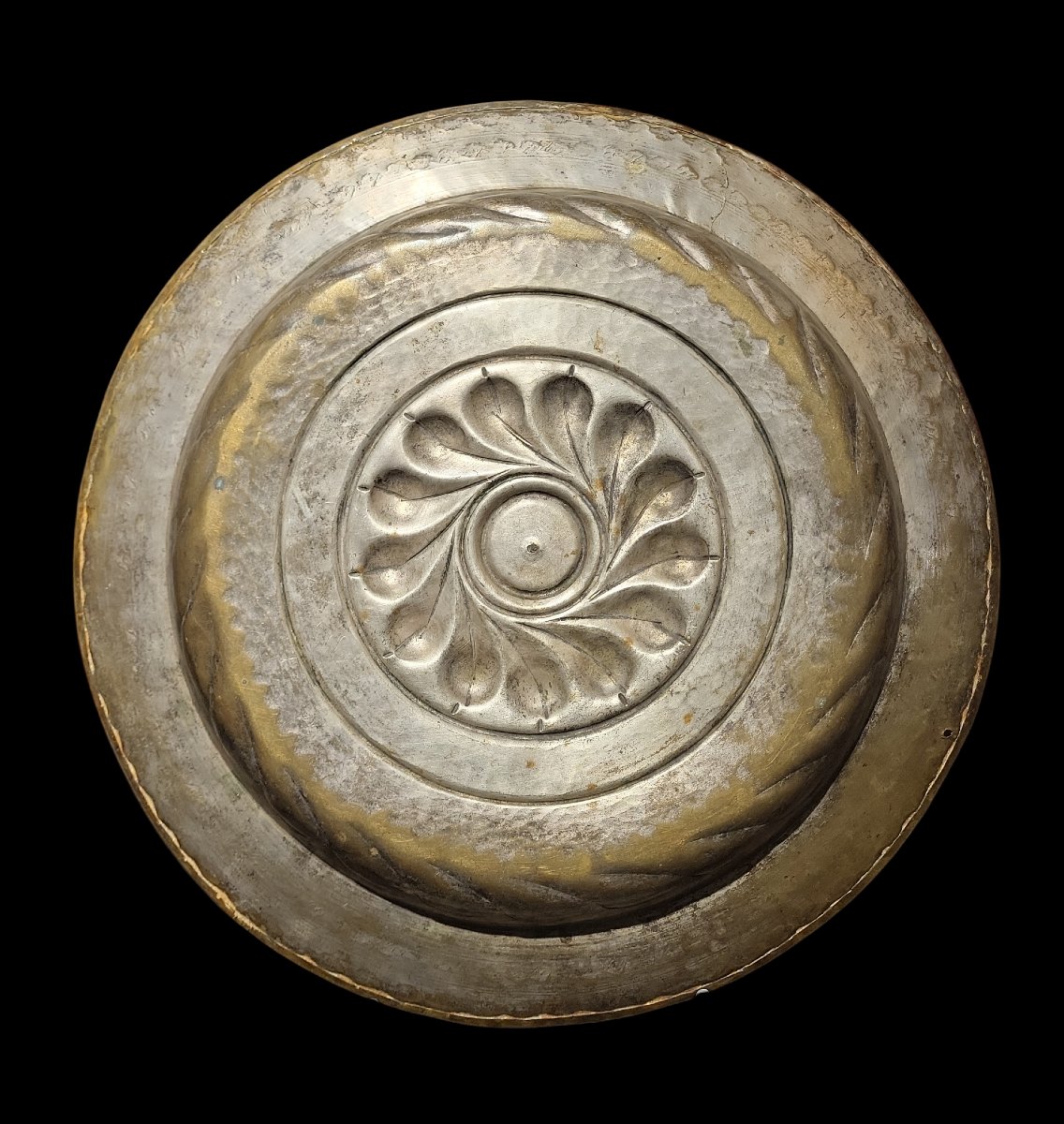 Bronze Almoner Plate, Germany, 16th Century. -photo-4